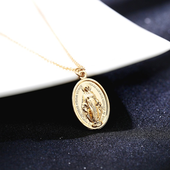 Rosary Maria Coins Pendant Necklaces - Picture 6 of 11